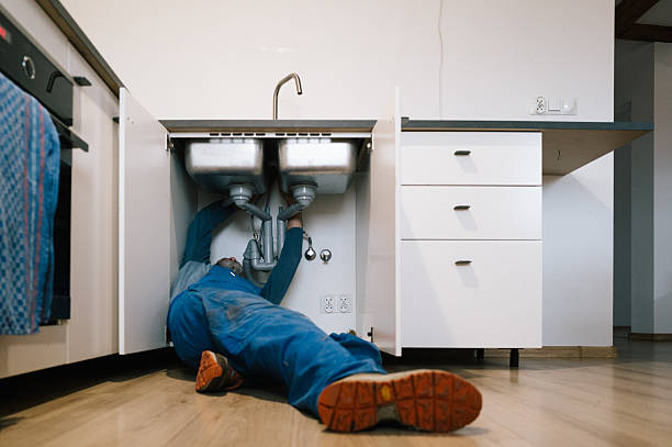 Professional Leak Detection technician working in Thorndike, MA